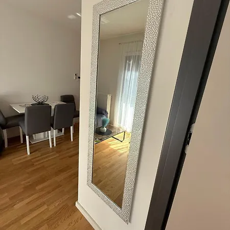 Lana With Private Parking * Pula