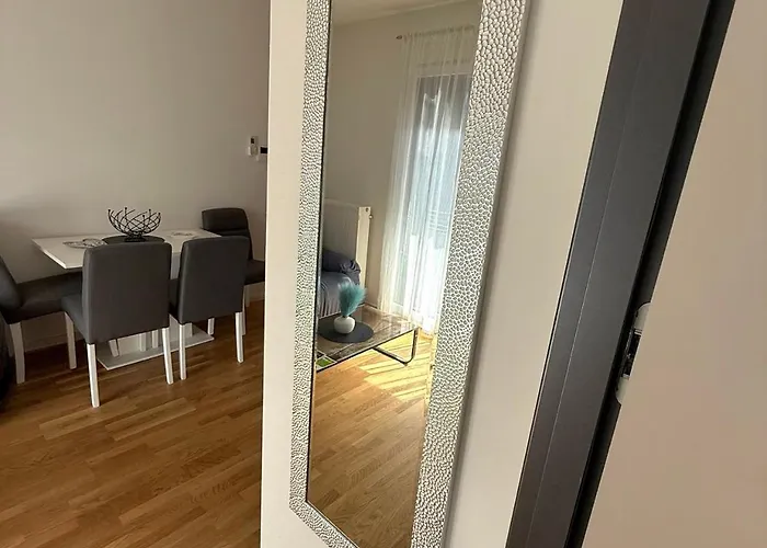 Lana With Private Parking * פולה